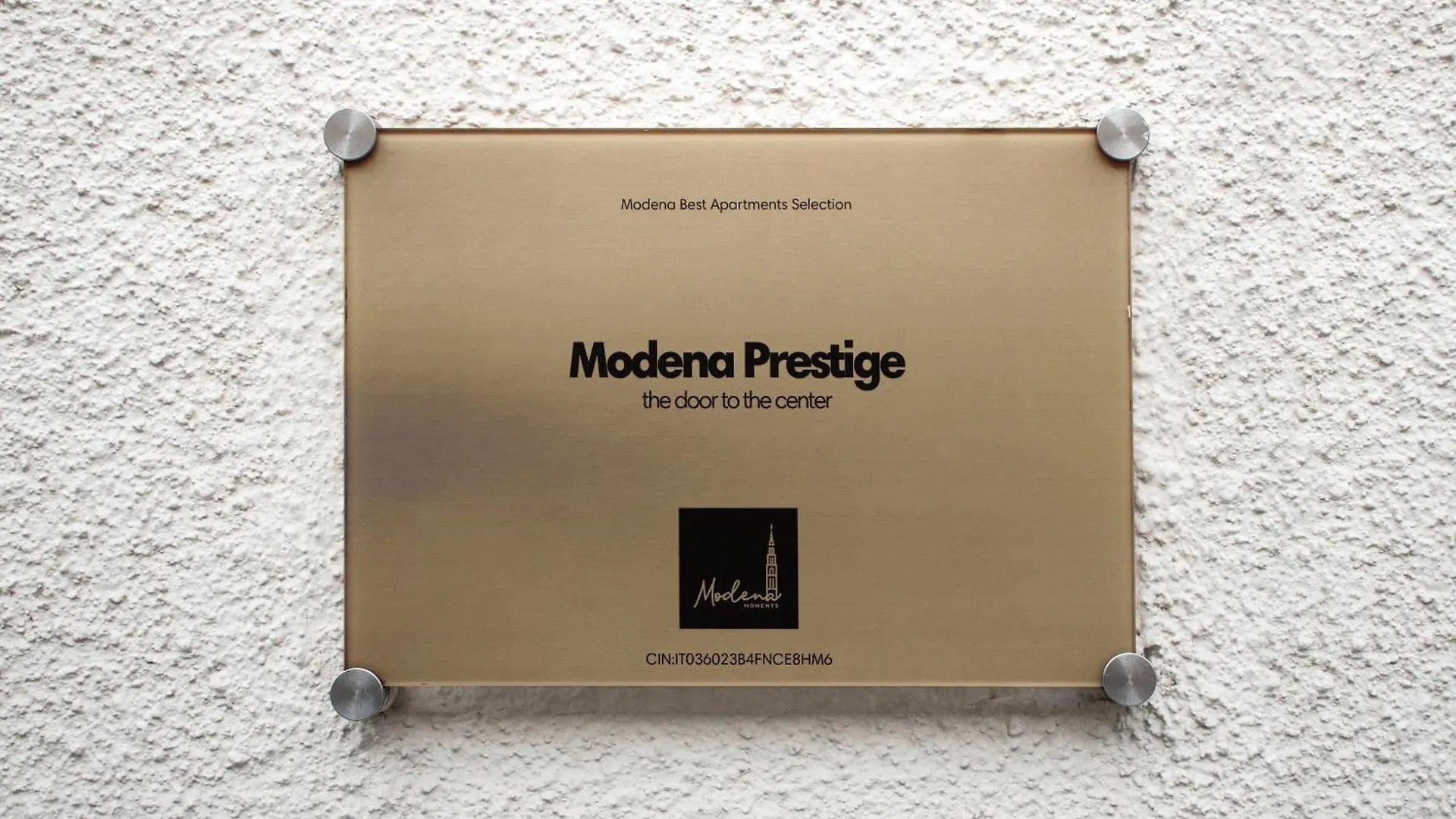 Free Parking - Modena Prestige, La Porta Sul Centro Apartment